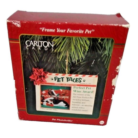 Carlton Cards Frame Your Favorite Pet Photoholder Christmas Tree Ornament - Picture 3 of 7